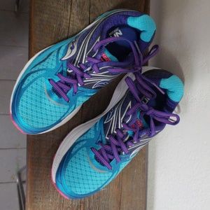 Saucony running shoes